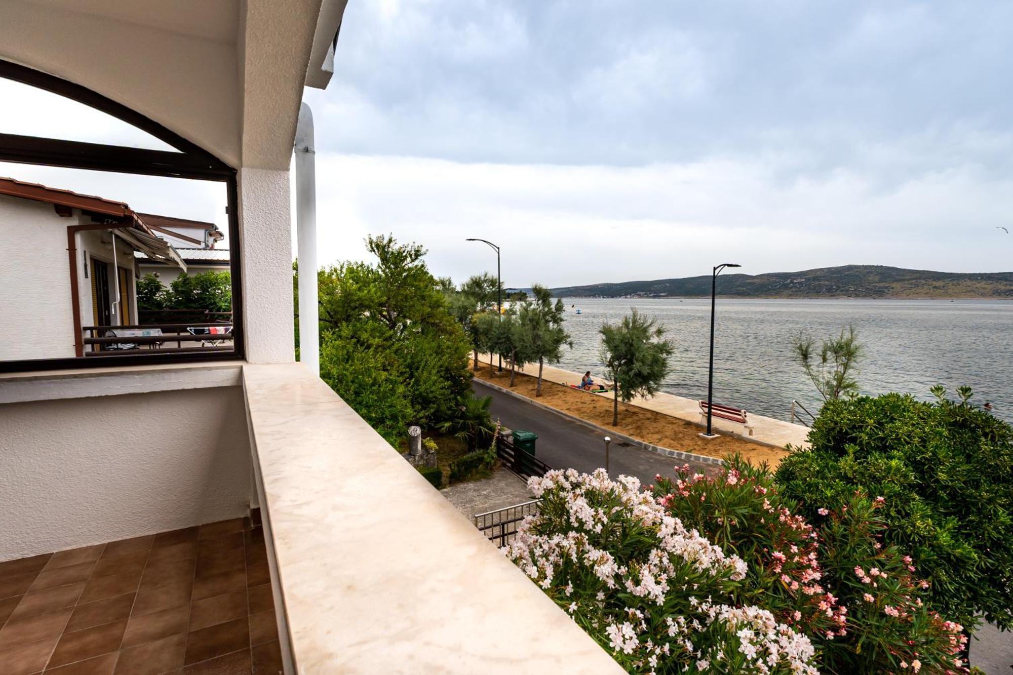 Apartments Dida Sime Стариград-Пакленица Экстерьер фото
